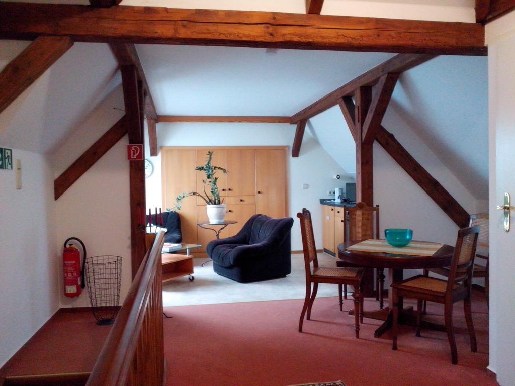 Pension & Gastehaus Villa Kuhn Zeitz Extérieur photo